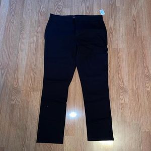 black slim taper pants